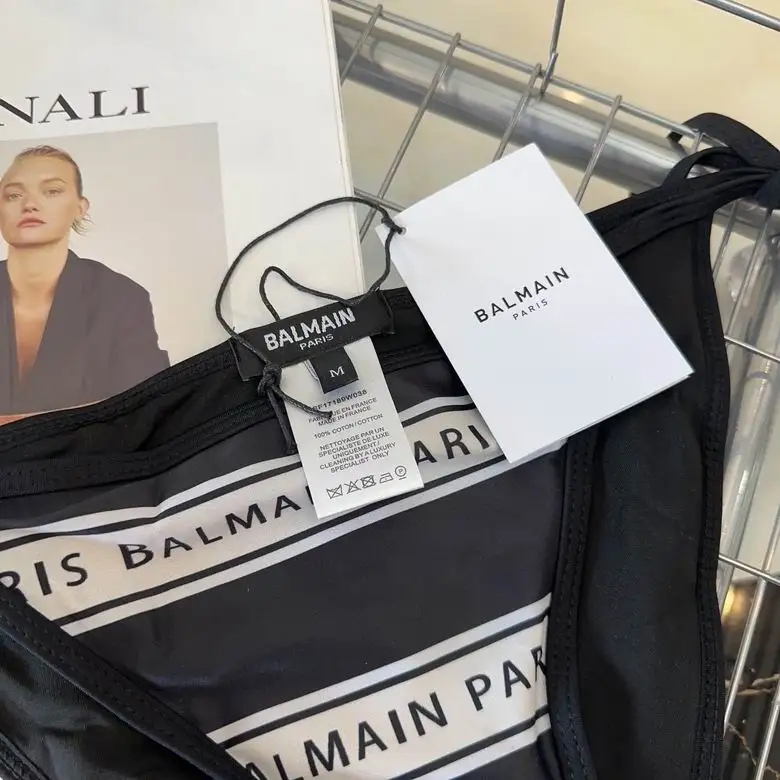 Balmain S-XL  (6)